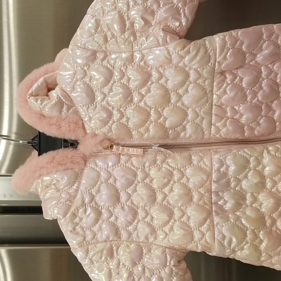 💕ROTHSCHILD Faux Fur Trimmed Quilted Heart Pram Blush Iridescent 3/6 Months NWT - Picture 4 of 11